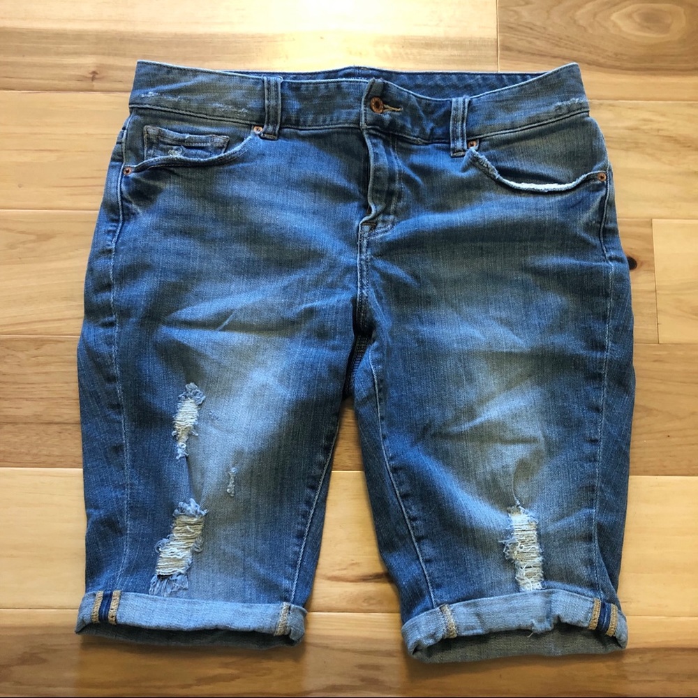 Lucky Brand Bermuda Shorts